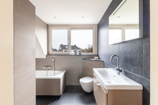 Medium property photo - Pietje Baltusstraat 6, 4153 CP Beesd